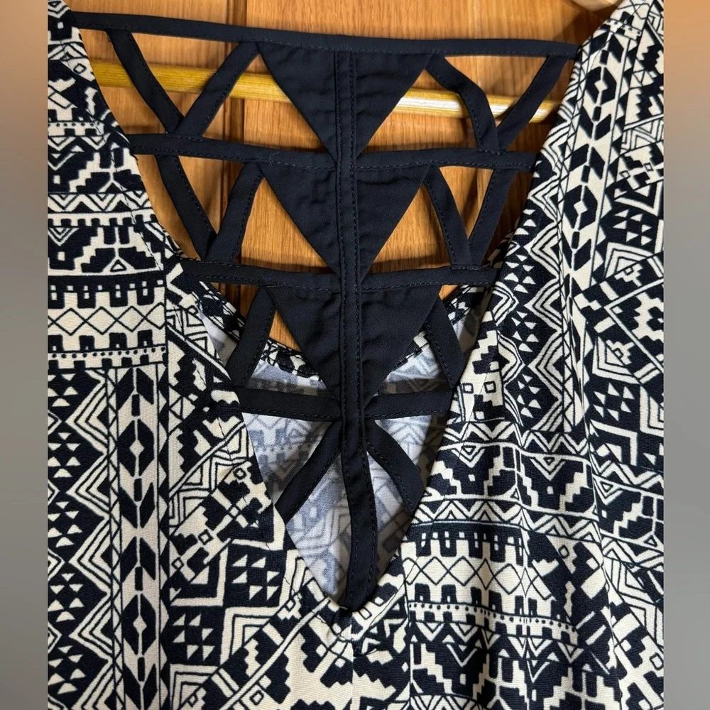Cato Blouse - Picture 5 of 7